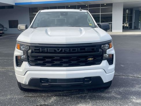 Used 2022 Chevrolet Silverado 1500 Custom RWD image 9