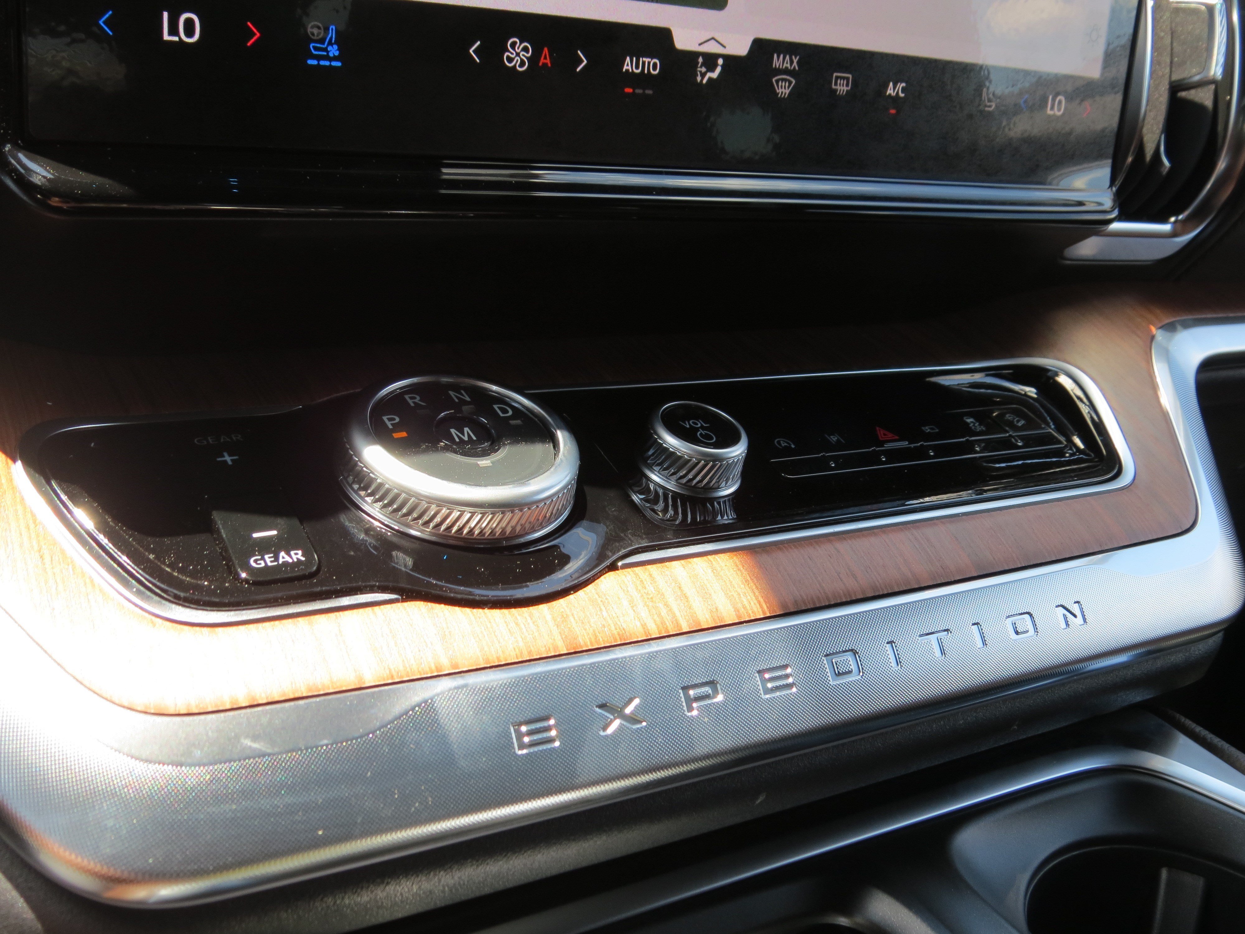 New 2026 Ford Expedition King Ranch AWD/4WD image 24