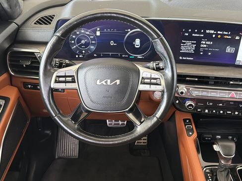 Used 2024 Kia Telluride SX Prestige X-Pro AWD/4WD image 16