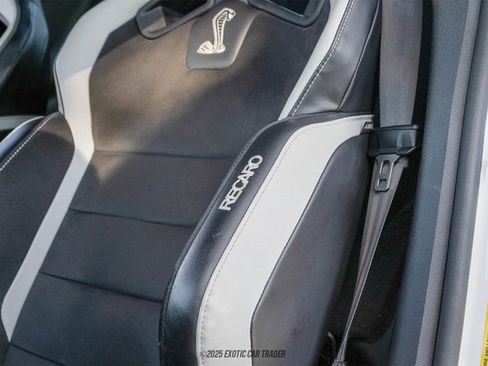 Used 2022 Ford Mustang Shelby GT500 w/ Carbon Fiber Track Pack image 27