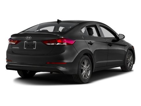 Used 2017 Hyundai Elantra SE FWD image 3