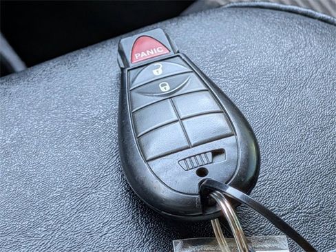 Used 2012 RAM 3500 ST w/ Chrome Appearance Group image 34