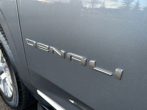 Used 2021 GMC Yukon Denali image 32