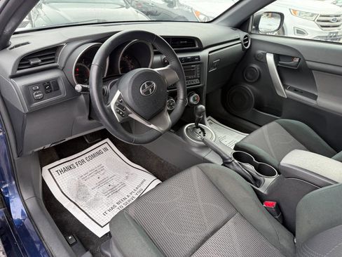 Used 2011 Scion tC FWD image 16