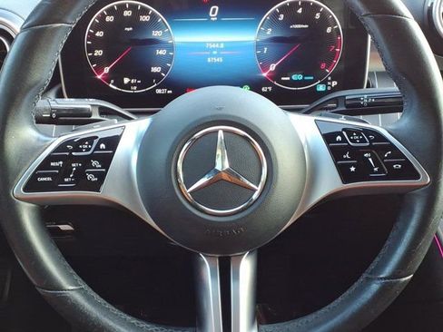 Used 2022 Mercedes-Benz C 300 Sedan image 9