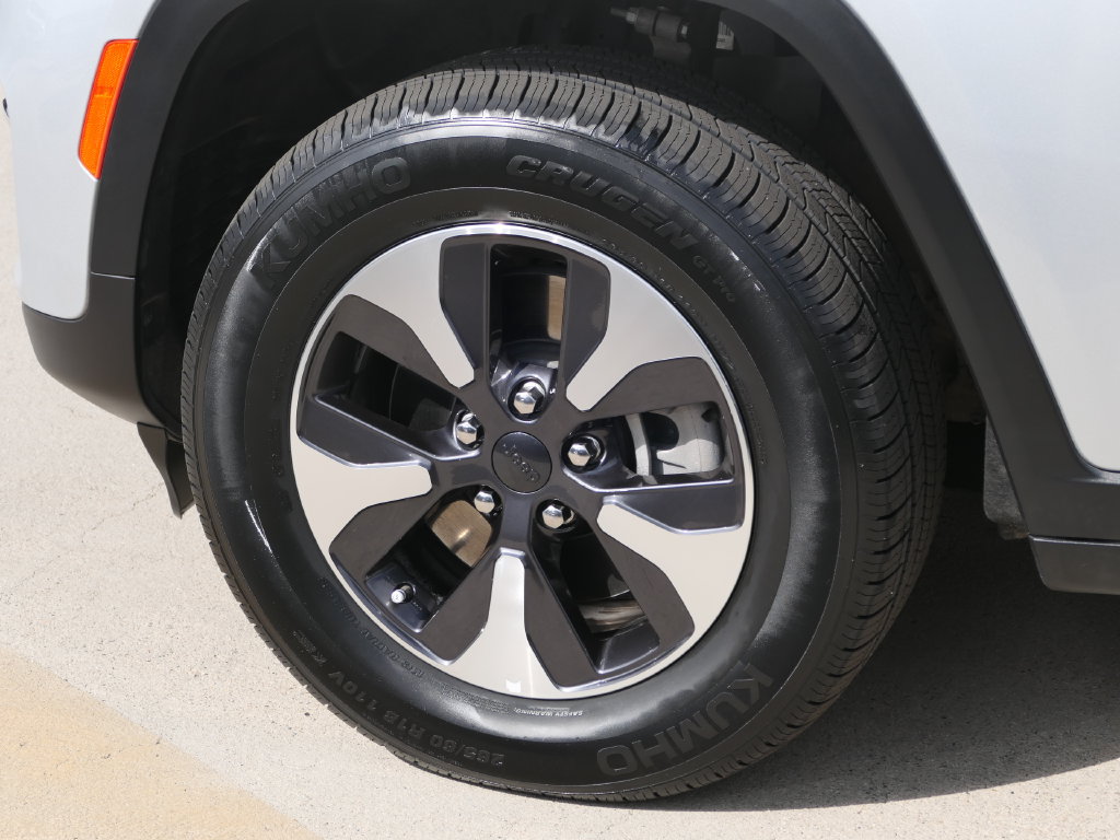 Certified 2024 Jeep Grand Cherokee Limited 4xe AWD/4WD image 9