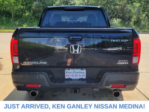 Used 2021 Honda Ridgeline Sport image 4