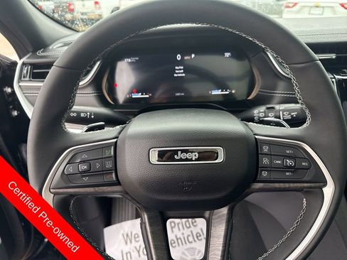 Certified 2024 Jeep Grand Cherokee Limited w/ Black Appearance Package image 8