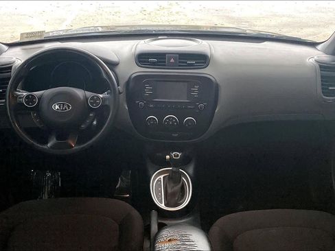 Used 2018 Kia Soul image 16