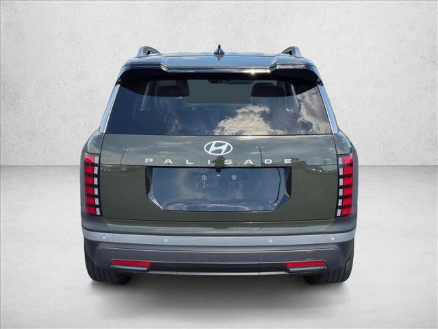 Used 2026 Hyundai Palisade SEL FWD image 6