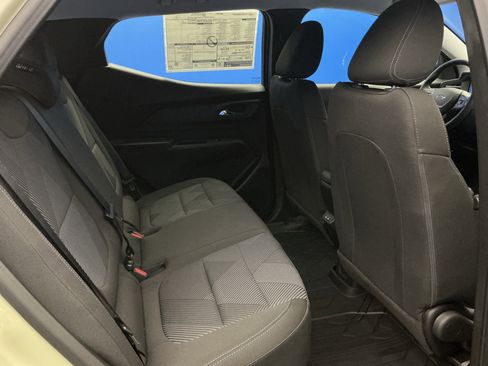 New 2027 Chevrolet Bolt LT FWD image 22