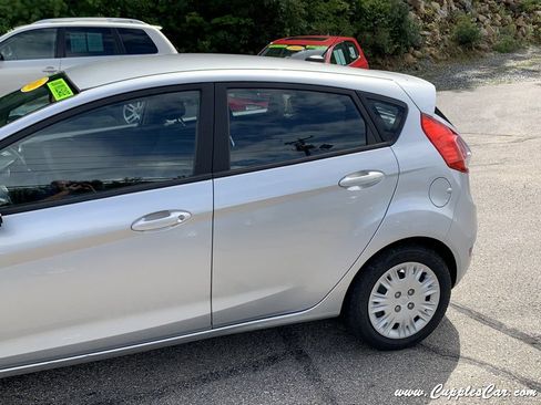 Used 2016 Ford Fiesta S FWD image 23