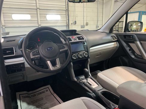 Used 2017 Subaru Forester 2.5i Premium w/ Popular Package #2A image 4