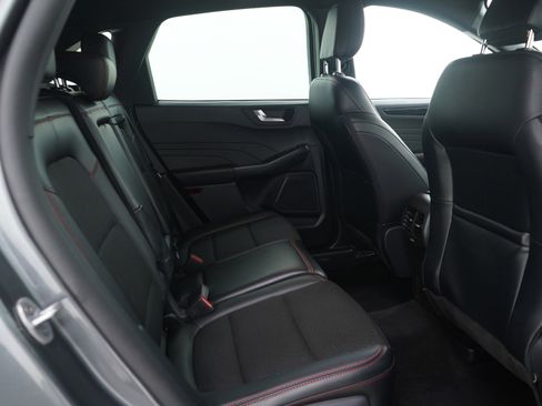 Used 2025 Ford Escape ST-Line image 15