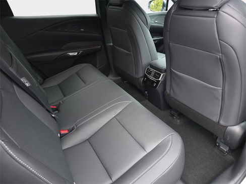 Used 2023 Lexus RX 350 F Sport image 11