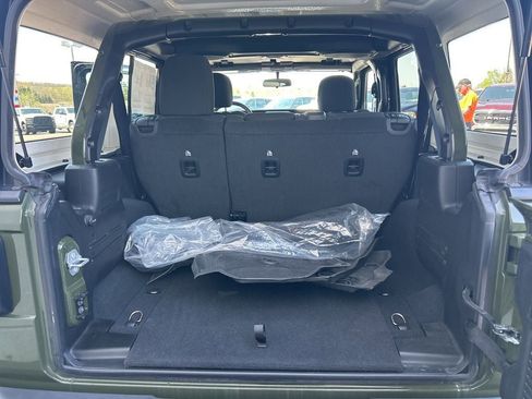 Used 2022 Jeep Wrangler Unlimited Sport AWD/4WD image 20
