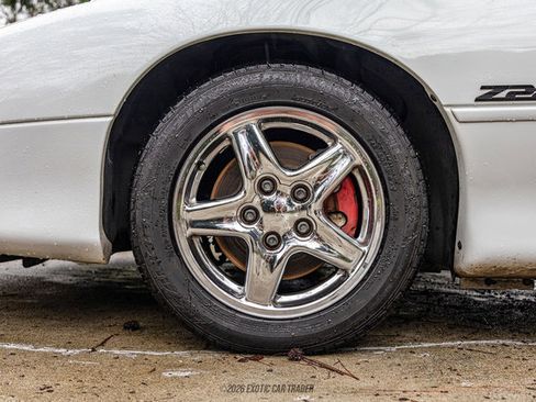 Used 1998 Chevrolet Camaro Z28 w/ Preferred Equipment Group 2 image 33