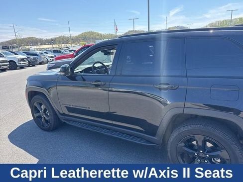 Used 2023 Jeep Grand Cherokee Limited w/ Luxury Tech Group II image 26