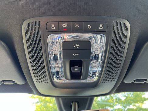 Certified 2023 Mercedes-Benz GLB 250 4MATIC image 28