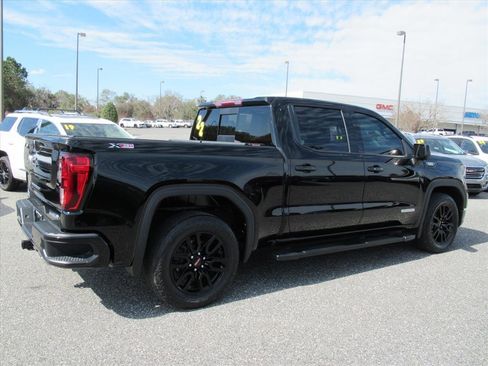 Used 2022 GMC Sierra 1500 Elevation w/ Elevation Premium Package image 7