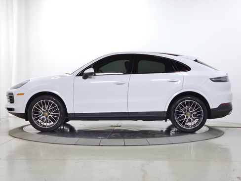 Used 2020 Porsche Cayenne AWD/4WD image 4