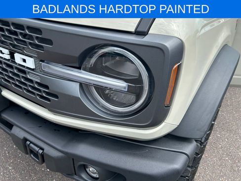 Certified 2025 Ford Bronco Badlands AWD/4WD image 30