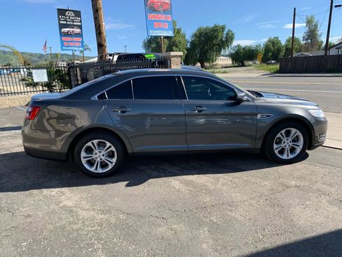 Used 2018 Ford Taurus SEL w/ Equipment Group 201A FWD image 4