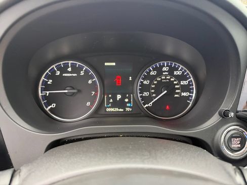 Used 2015 Mitsubishi Outlander SE AWD/4WD image 16