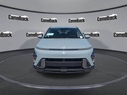 New 2026 Hyundai Kona SE image 2