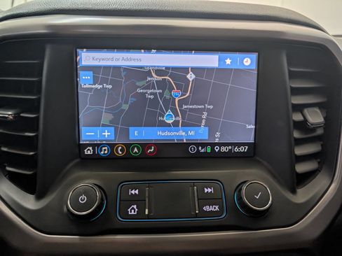 Used 2020 GMC Acadia AT4 image 21