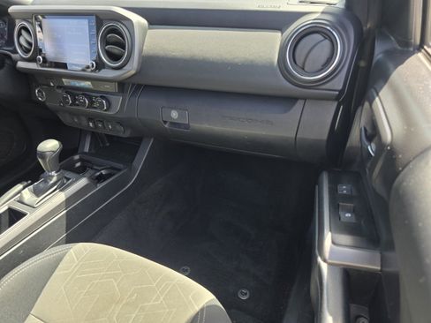 Used 2023 Toyota Tacoma TRD Sport image 15