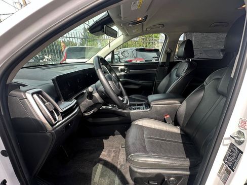 Used 2024 Kia Sorento S FWD image 20