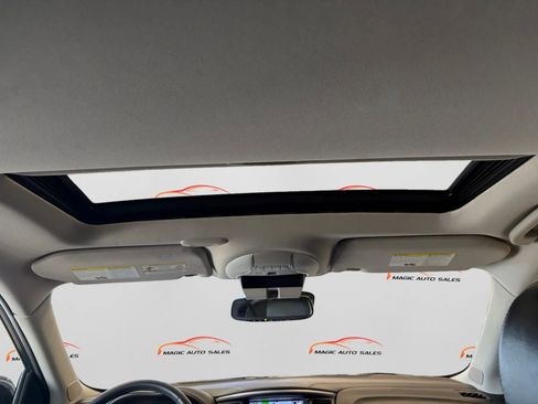 Used 2019 INFINITI QX60 Luxe w/ Essential Package image 32