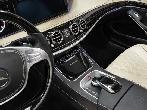 Used 2016 Mercedes-Benz Maybach S 600 image 45