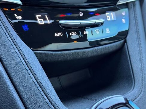 New 2025 Cadillac XT6 Sport w/ Technology Package image 30