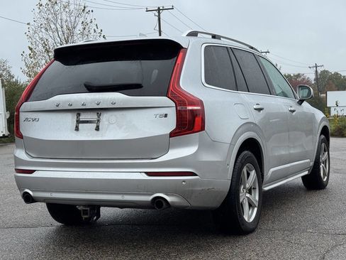 Used 2018 Volvo XC90 T5 Momentum w/ Convenience Package image 5