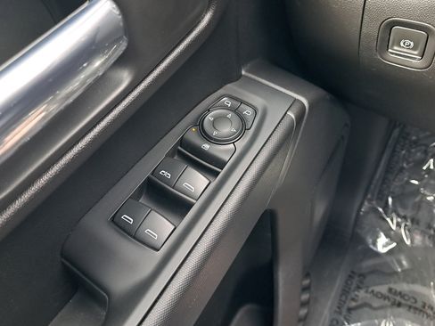 Used 2024 Chevrolet Silverado 1500 W/T w/ WT Value Package AWD/4WD image 35