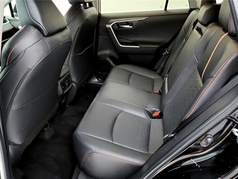 Used 2024 Toyota RAV4 Adventure image 24