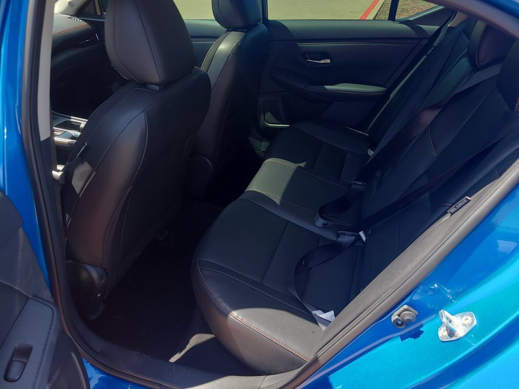 Certified 2024 Nissan Sentra SR w/ SR Premium Package FWD image 8