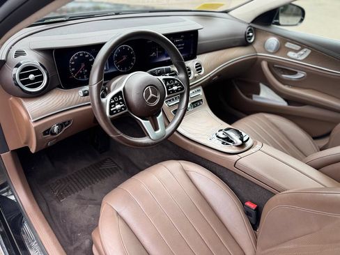 Used 2020 Mercedes-Benz E 450 4MATIC Wagon image 15