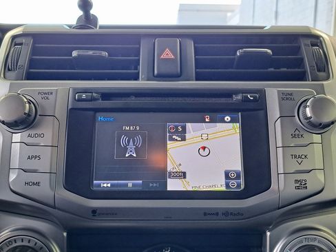 Used 2016 Toyota 4Runner SR5 image 16