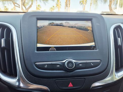 Used 2019 Chevrolet Equinox LT image 23