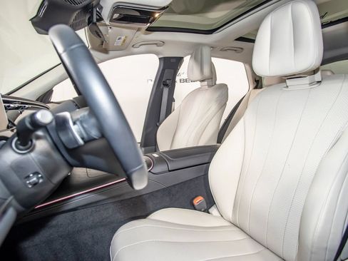 Used 2024 Mercedes-Benz E 450 4MATIC All-Terrain Wagon image 13