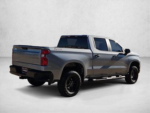 Used 2025 Chevrolet Silverado 1500 Custom Trail Boss AWD/4WD image 5