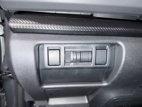 Used 2024 Subaru Crosstrek 2.0i Premium image 22