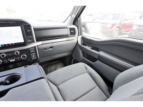 Used 2024 Ford F150 XLT w/ Tow/Haul Package image 9