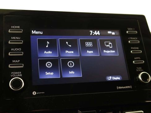 Used 2022 Toyota Camry SE FWD image 38