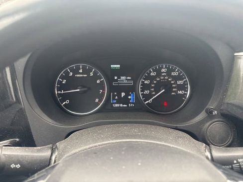 Used 2017 Mitsubishi Outlander ES AWD/4WD image 18