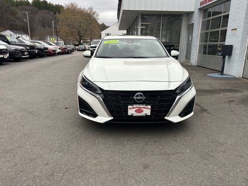 Used 2023 Nissan Altima 2.5 SL image 3