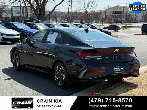 Used 2024 Hyundai Elantra Limited image 5